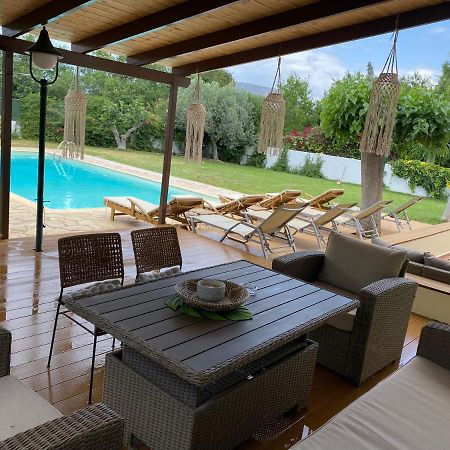 Relaxing Villa With Swimming Pool And Garden Agios Georgios  ภายนอก รูปภาพ