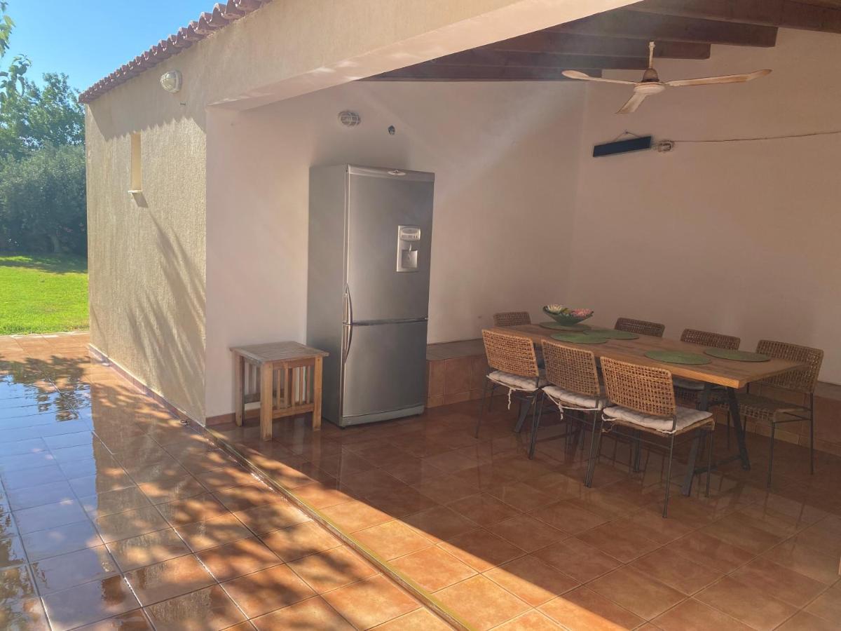 Relaxing Villa With Swimming Pool And Garden Agios Georgios  ภายนอก รูปภาพ