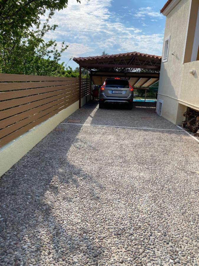 Relaxing Villa With Swimming Pool And Garden Agios Georgios  ภายนอก รูปภาพ