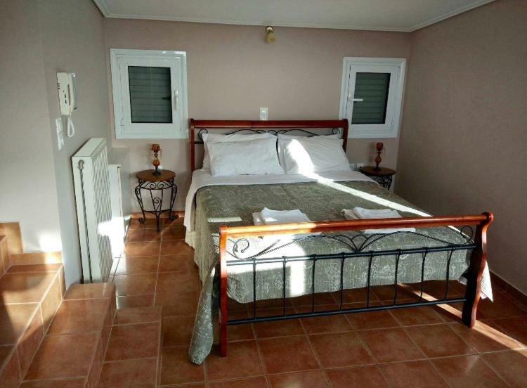 Relaxing Villa With Swimming Pool And Garden Agios Georgios  ภายนอก รูปภาพ