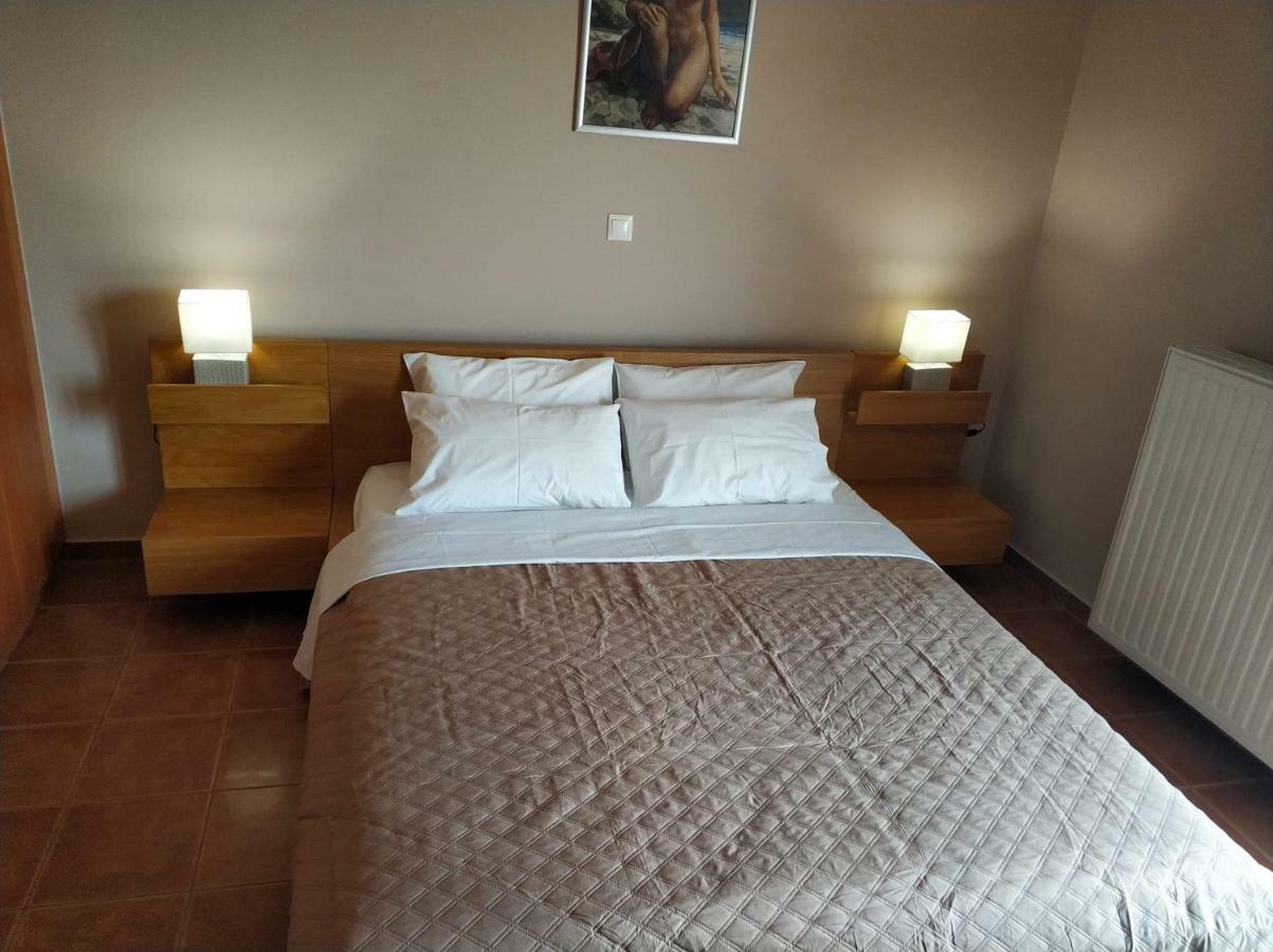 Relaxing Villa With Swimming Pool And Garden Agios Georgios  ภายนอก รูปภาพ
